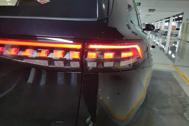 Used Dongfeng eπ eπ008 2025 210 Ultra LikeYi Edition 5-Seater
