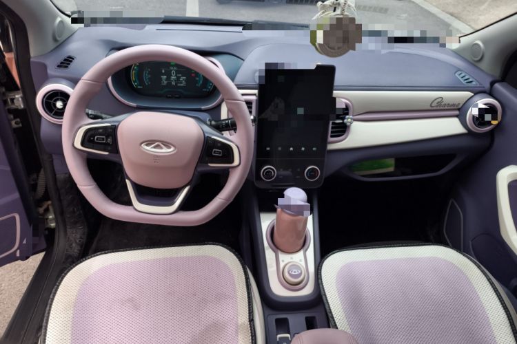 Used Chery Little Ant 2022 Me 301km Romance Phosphate Lithium-Iron Center Console