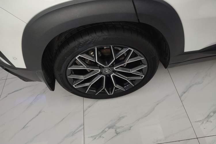 Used CHANGAN UNI-T 2022 1.5T Flagship Edition Exterior 5