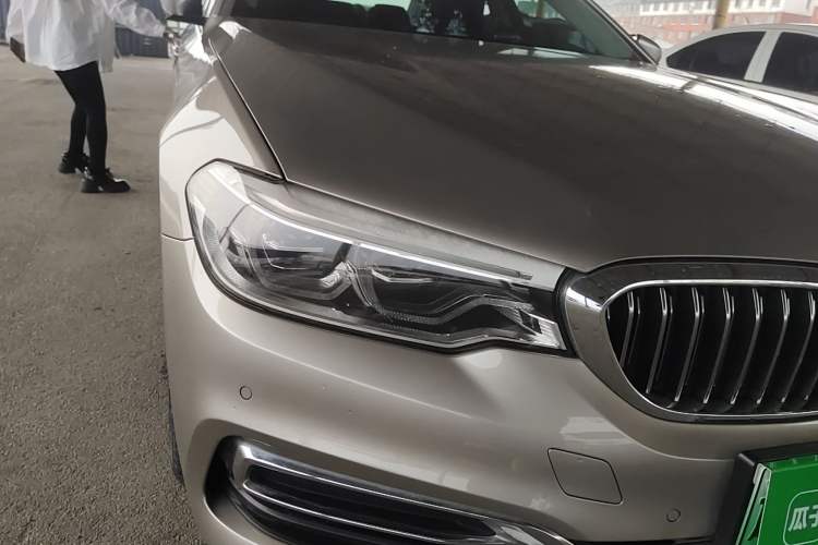 Used BMW 5 Series New Energy 2020 Mileage Upgrade Version 530Le Luxury Package
