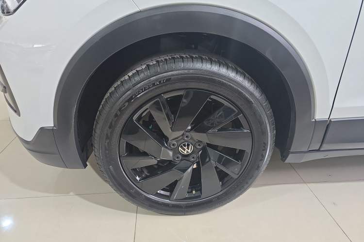 Used Volkswagen Tharu 2025 New Sharp 1.5L Ambitious Edition