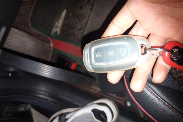 Used Hyundai ENCINO 2019 1.6T Iron Man Edition