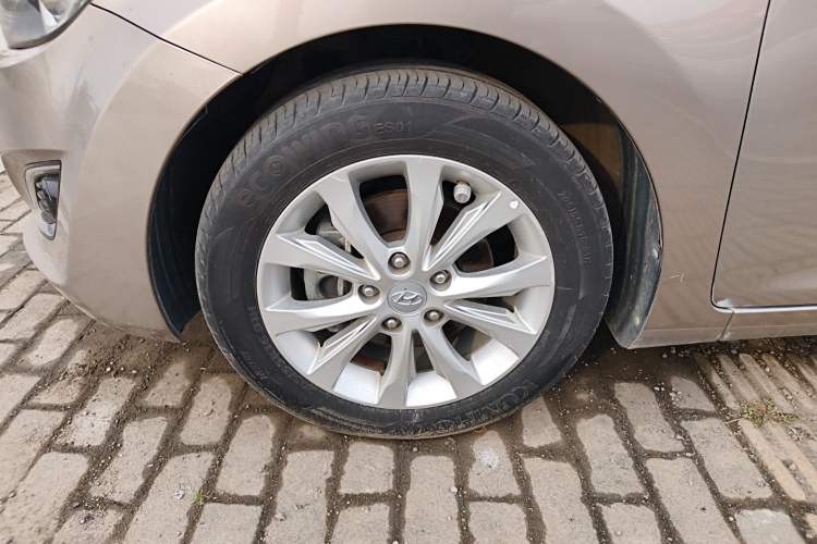 Used Hyundai Elantra (5th Generation / Langdong) 2016 1.6L Automatic Prestige Model
