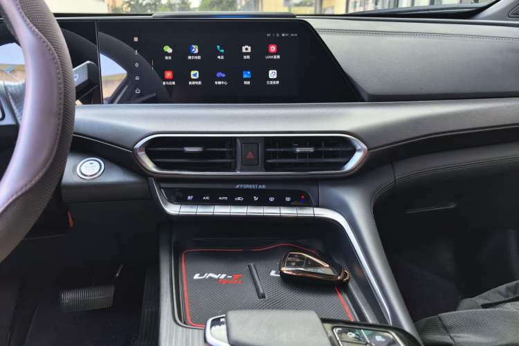 Used CHANGAN UNI-T 2020 1.5T Prestige Version Audio And AC Panel