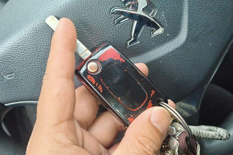 Used Peugeot 308 2013 1.6L Manual YouShang Model Vehicle Key