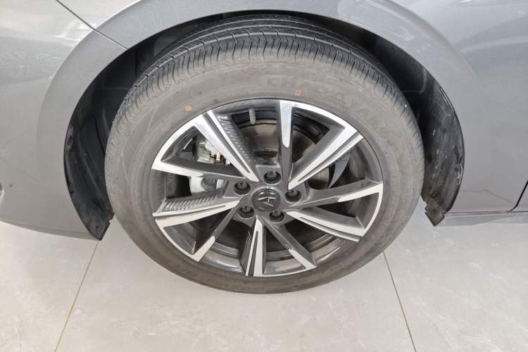 Used CHANGAN Eado 2025 Blue Whale 1.5T 500Bar Prestige Model
