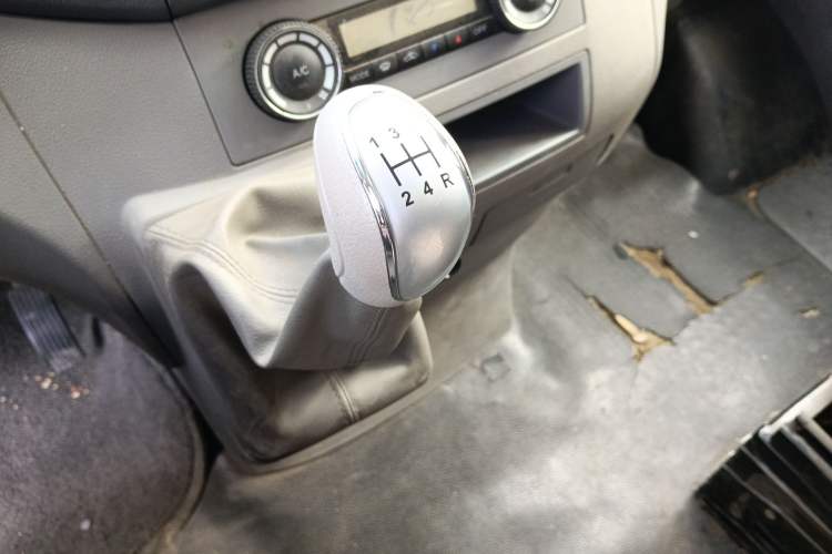 Used JAC Group Sunray 2021 2.0T 4-Series Star Express 8/9-Seater D20TCIF1