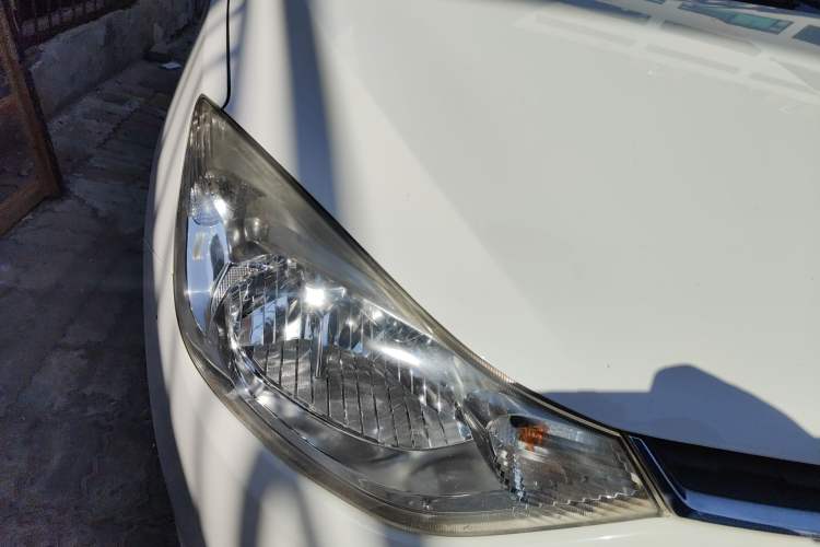 Used Chevrolet Sail 2016 Sail 3 1.3L Manual Comfort Sunroof Edition Right Front Headlight