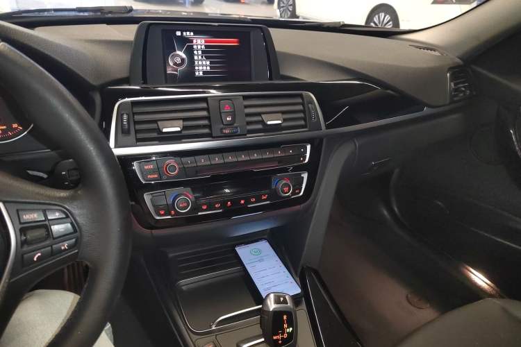 Used BMW 3 Series 2017 320Li Fashion Model