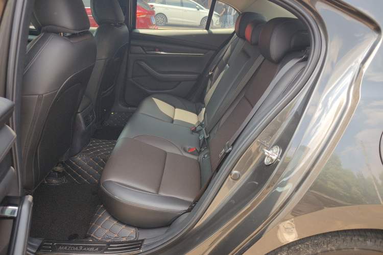 Used Mazda 3 Axela 2020 2.0L Automatic Zhiya Edition Left Rear Seat