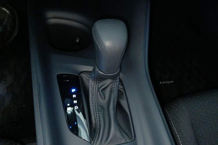 Used Toyota IZOA 2021 2.0L Enjoy Edition