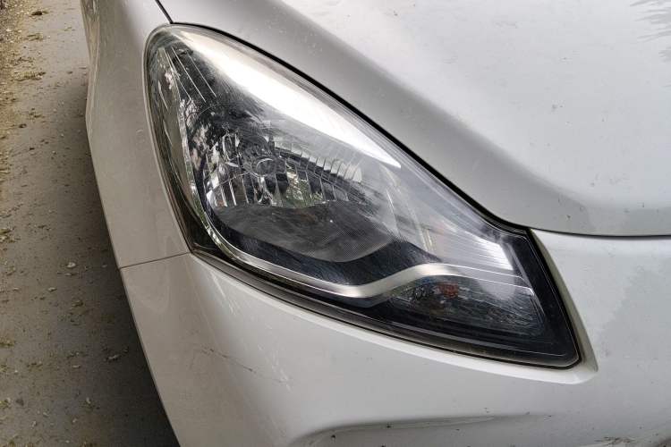 Used CHANGAN Benni E-Star 2021 National Edition XinYi Edition Lithium Iron Phosphate (31.86 kWh) Right Front Headlight