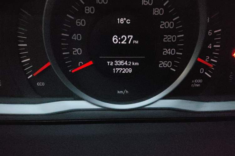 Used Volvo S60 2015 S60L 2.0T Zhiyuan Edition