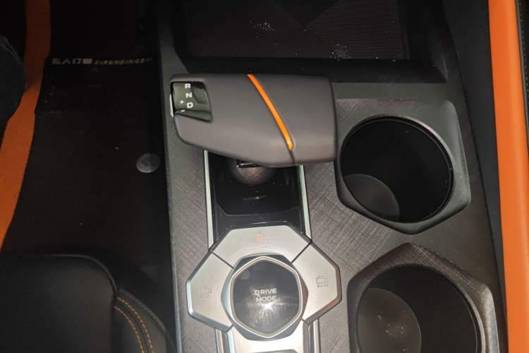 Used CHANGAN UNI-V iDD 2023 Zhidian iDD 1.5T 113km Smart & Fun Version (Rapid Edition) Gear Lever