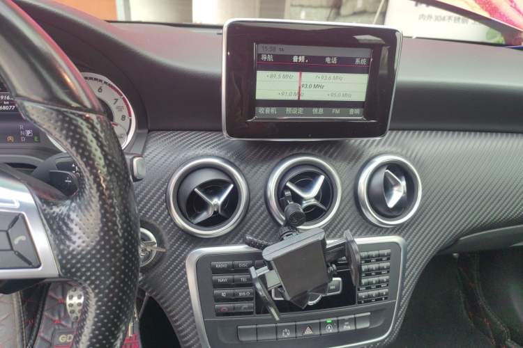 Used Mercedes-Benz A-Class 2015 A 200 Sport Edition Audio And AC Panel