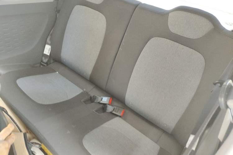 Used Wuling Hongguang MINIEV 2022 Macaron Premium Model – Lithium Iron Phosphate Left Rear Seat