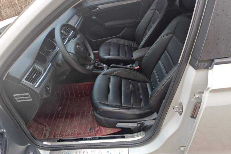 Used Volkswagen Bora 2017 1.6L Automatic Fashion Model Left Front Seat