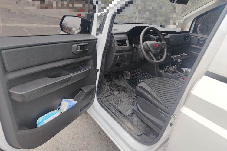 Used Wuling Hongguang PLUS 2020 1.5L Manual Standard Edition 5 Seats