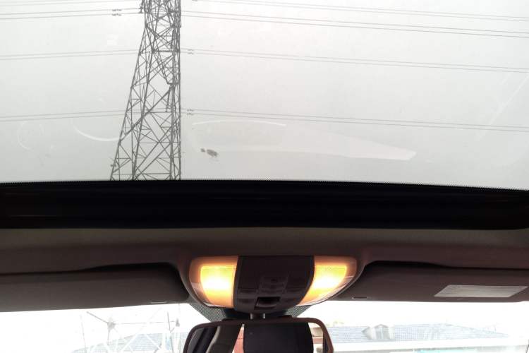 Used Mercedes-Benz C-Class 2011 C 200 Fashion Travel Edition Headliner