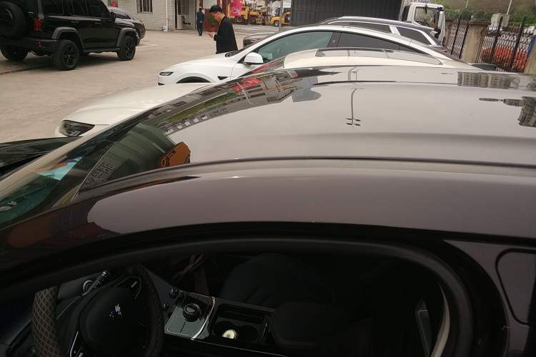 Used NETA U 2021 Revised Pro 400 Industry Custom Edition Roof