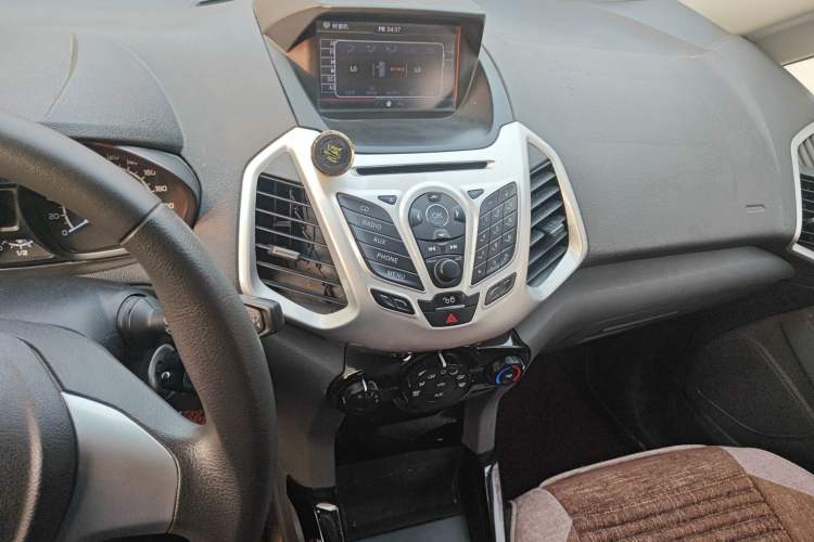 Used Ford EcoSport 2013 1.5L Manual Fashion Model
