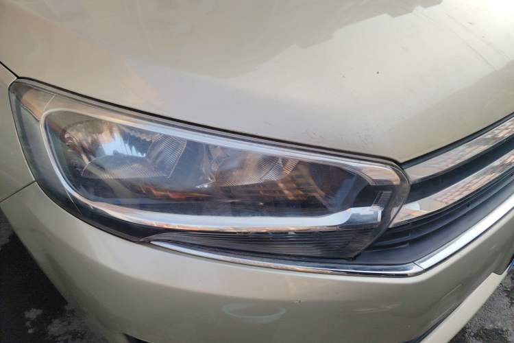 Used Citroen C4 Sega 2016 1.6L Manual Comfort Model Right Front Headlight