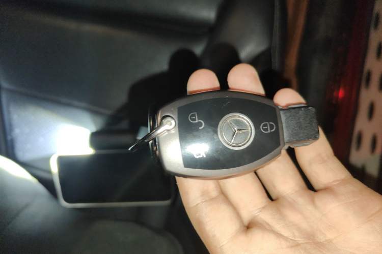 Used Mercedes-Benz GLC Coupe 2017 GLC 200 4MATIC Coupe SUV
