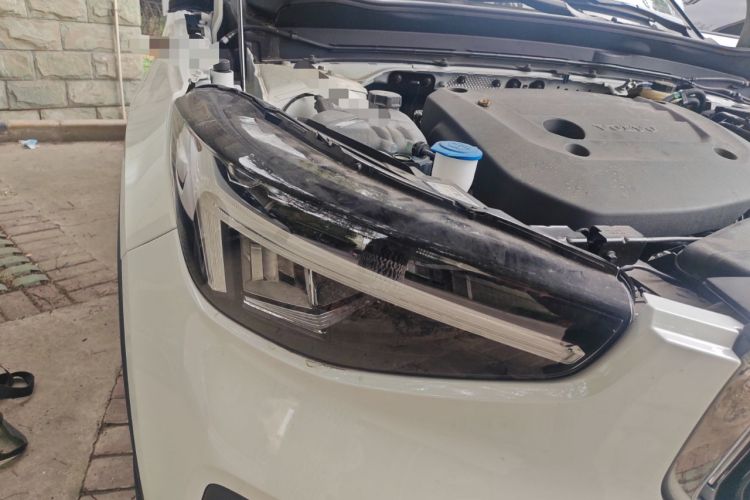 Used Volvo XC40 2023 B3 Zhiyuan Luxury Edition Right Front Headlight