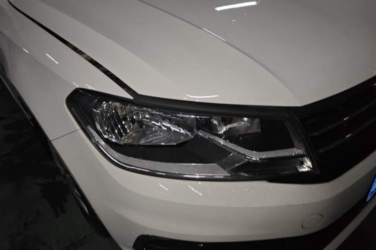 Used Volkswagen Santana 2016 1.6L Manual Fashion Edition