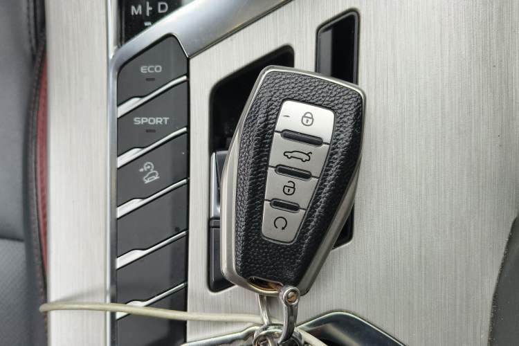 Used Geely Auto Coolray 2021 1.4T DCT Diamond Edition Vehicle Key