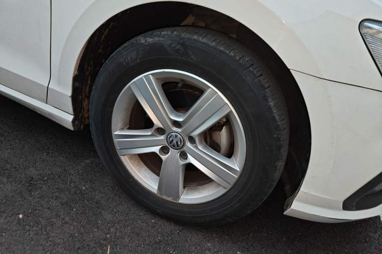 Used Volkswagen Lamando 2019 230TSI DSG Fashion Edition China VI Right Front Wheel Hub