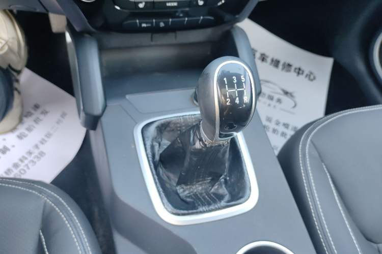 Used Geely Auto Vision X6 2016 1.8L Manual Luxury Model
