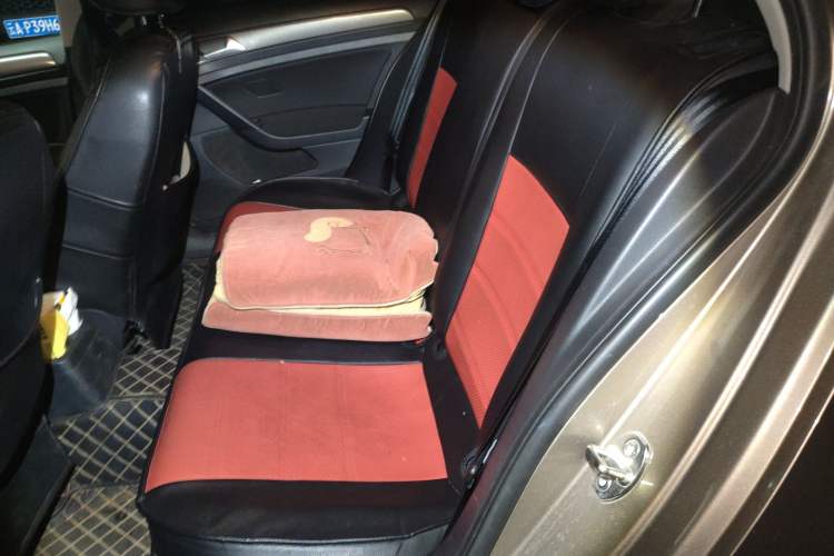 Used Volkswagen Golf 2016 1.6L Manual Fashion Edition Left Rear Seat