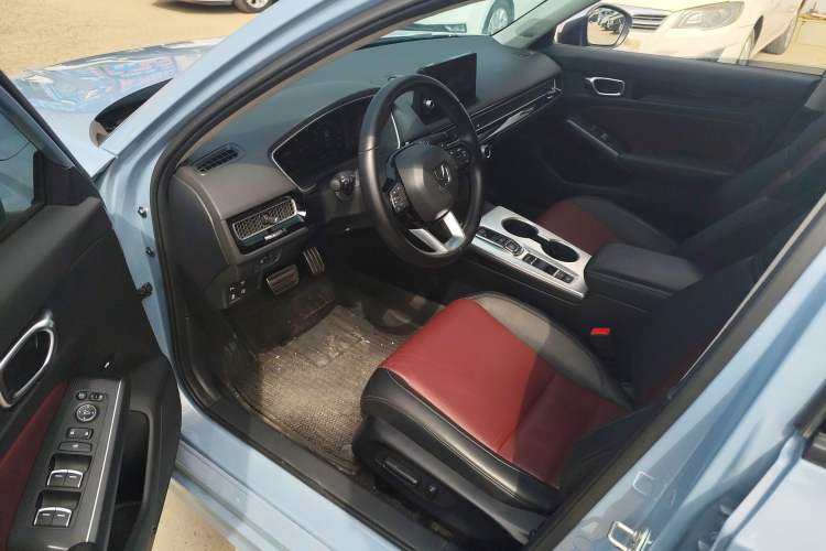 Used Honda Integra 2023 2.0L eHEV Sharp – Premium Edition Left Front Seat