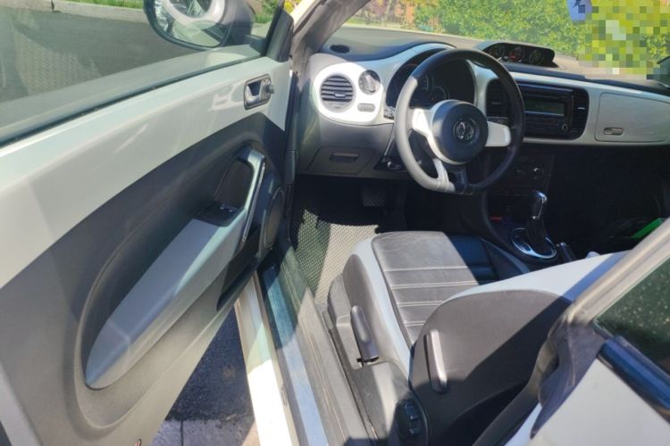 Used Volkswagen Beetle 2013 1.4 TSI Comfort Model
