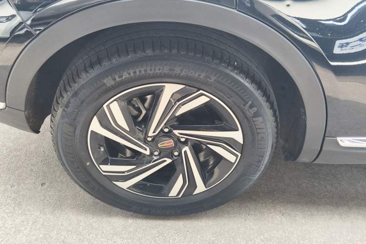 Used Hongqi HS5 2022 Revised Version 2.0T Smart Connect Flagship Edition