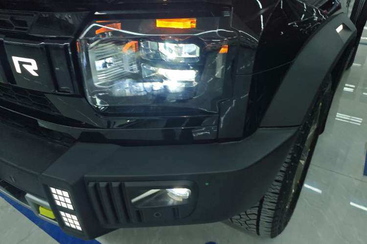 Used JETOUR Traveler 2023 2.0T Four-Wheel Drive Conqueror