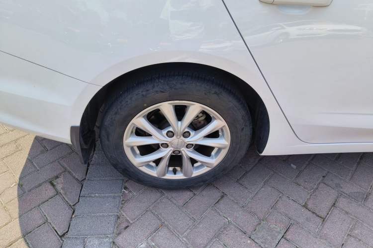 Used Roewe i5 2020 1.5L Automatic 4G Connected Linghao Edition
