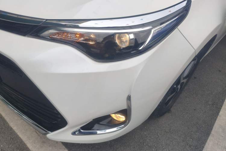 Used Toyota Levin 2017 Revised 185T CVT Elite Edition China V Standard Left Front Headlight