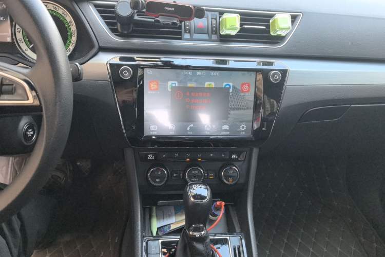 Used Skoda Superb 2018 TSI280 DSG Comfort Edition China V Standard Audio And AC Panel