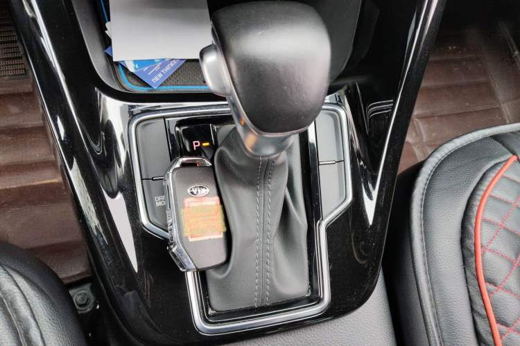 Used Kia Sportage R 2018 2.0L Automatic Smart Luxury Version China V Standard
