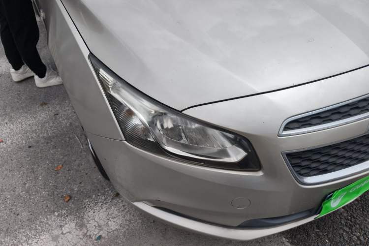 Used Chevrolet Cruze 2015 1.5L Classic SL MT Right Front Headlight