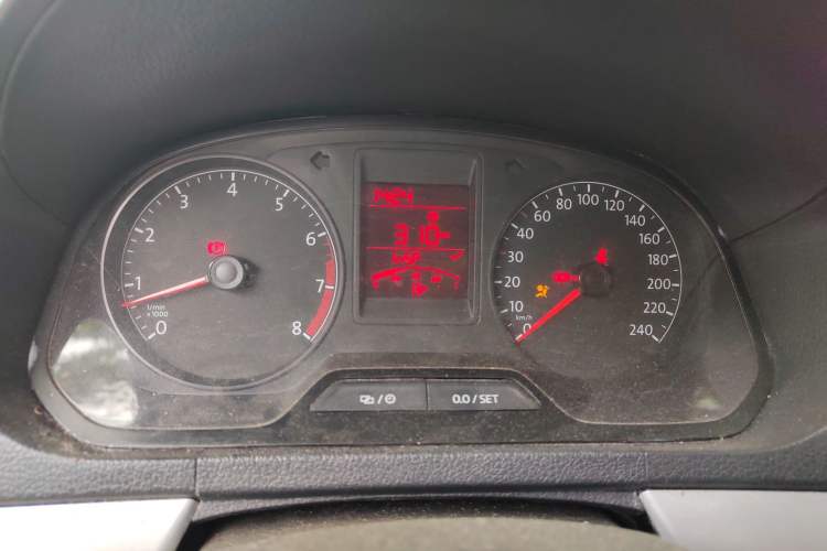 Used Volkswagen Jetta 2015 Zhihui Edition 1.4L Manual Comfort Model
