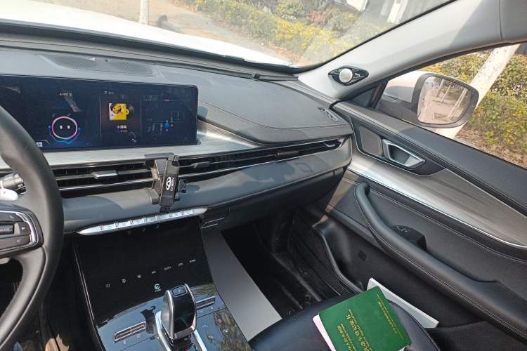 Used Chery Tiggo 8 PLUS 2022 290TGDI DCT Haoting Edition