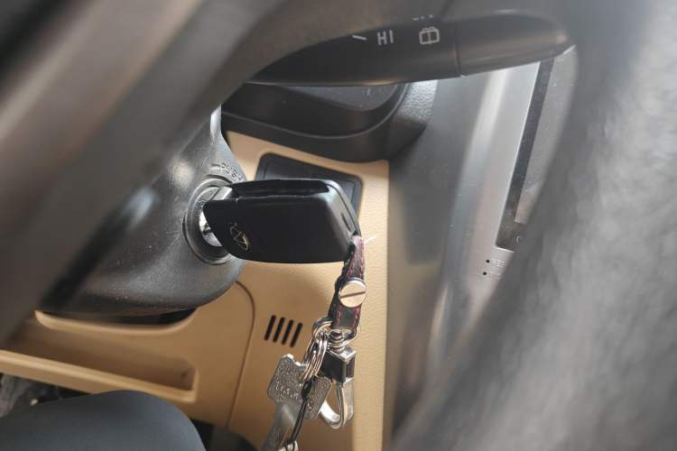 Used Chery Tiggo 2012 Elite Edition Facelift 1.6L Manual Comfort DVVT Vehicle Key