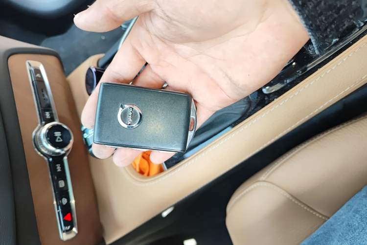 Used Volvo XC90 2019 T6 Zhiyi Edition 7-Seater China V Emission Standard
