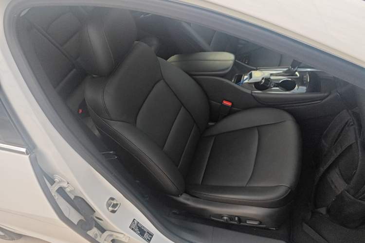 Used Chevrolet Malibu XL 2016 1.5T Dual-Clutch RuiShang Edition Right Front Seat