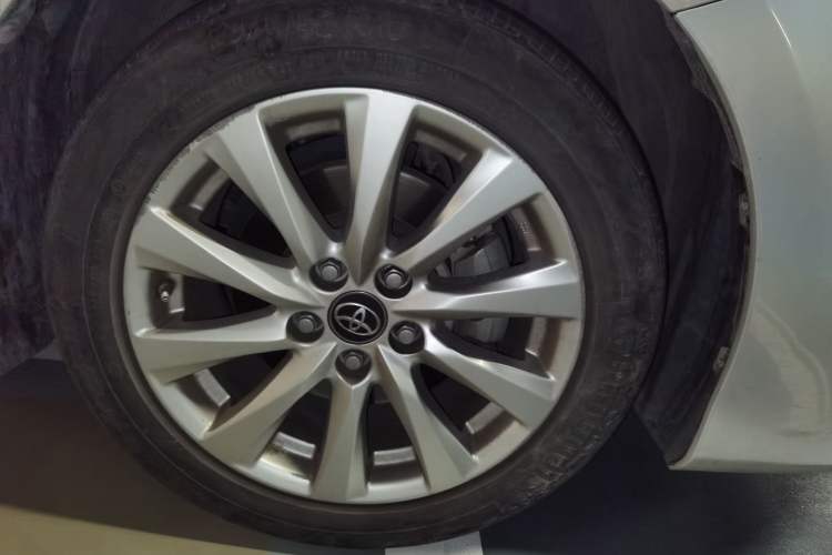 Used Toyota Camry 2019 Revised Version 2.0G Luxury Edition