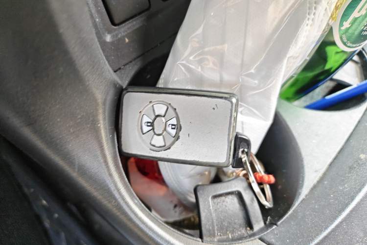 Used Toyota RAV4 2011 2.4L Automatic 4x4 Supreme Navigation Edition