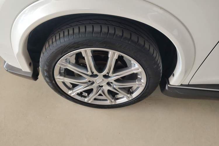 Used Infiniti ESQ 2014 1.6L Spontaneous Edition